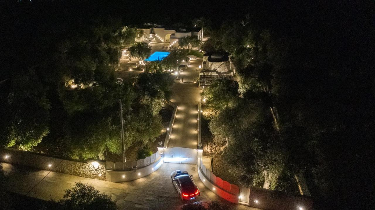 B&B Trulli Moonlight Da Grace Ostuni Εξωτερικό φωτογραφία