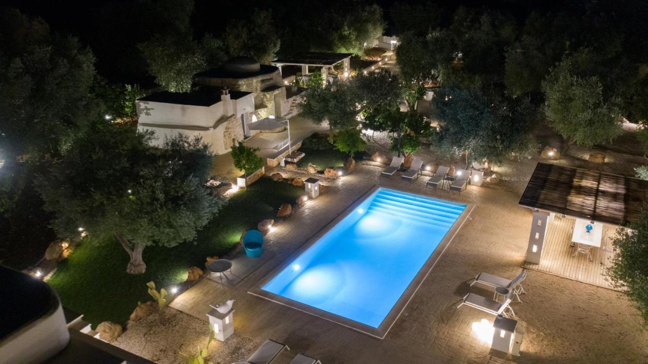 B&B Trulli Moonlight Da Grace Ostuni Εξωτερικό φωτογραφία