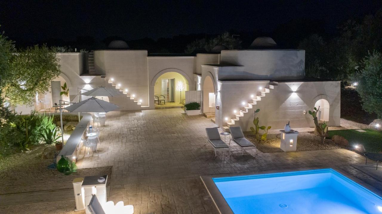 B&B Trulli Moonlight Da Grace Ostuni Εξωτερικό φωτογραφία