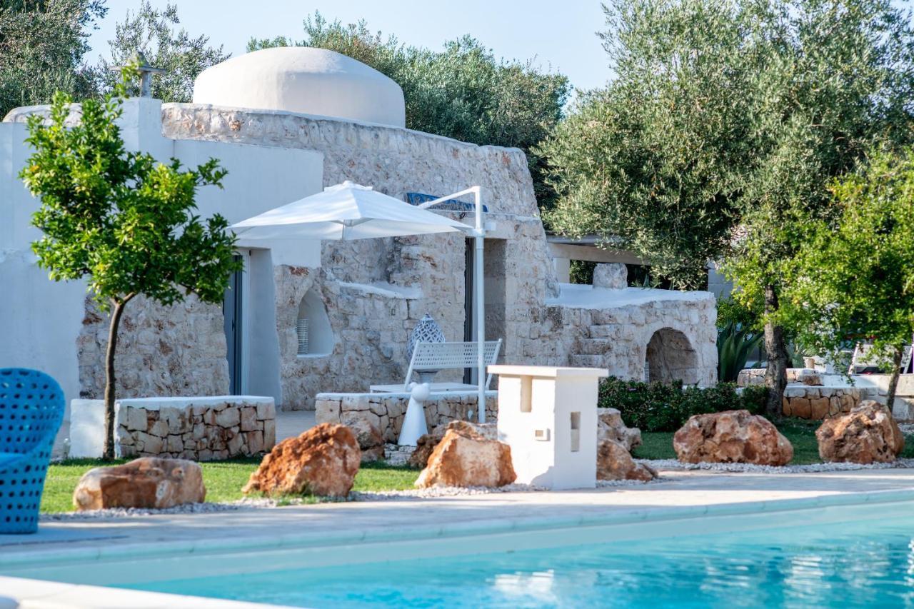B&B Trulli Moonlight Da Grace Ostuni Εξωτερικό φωτογραφία