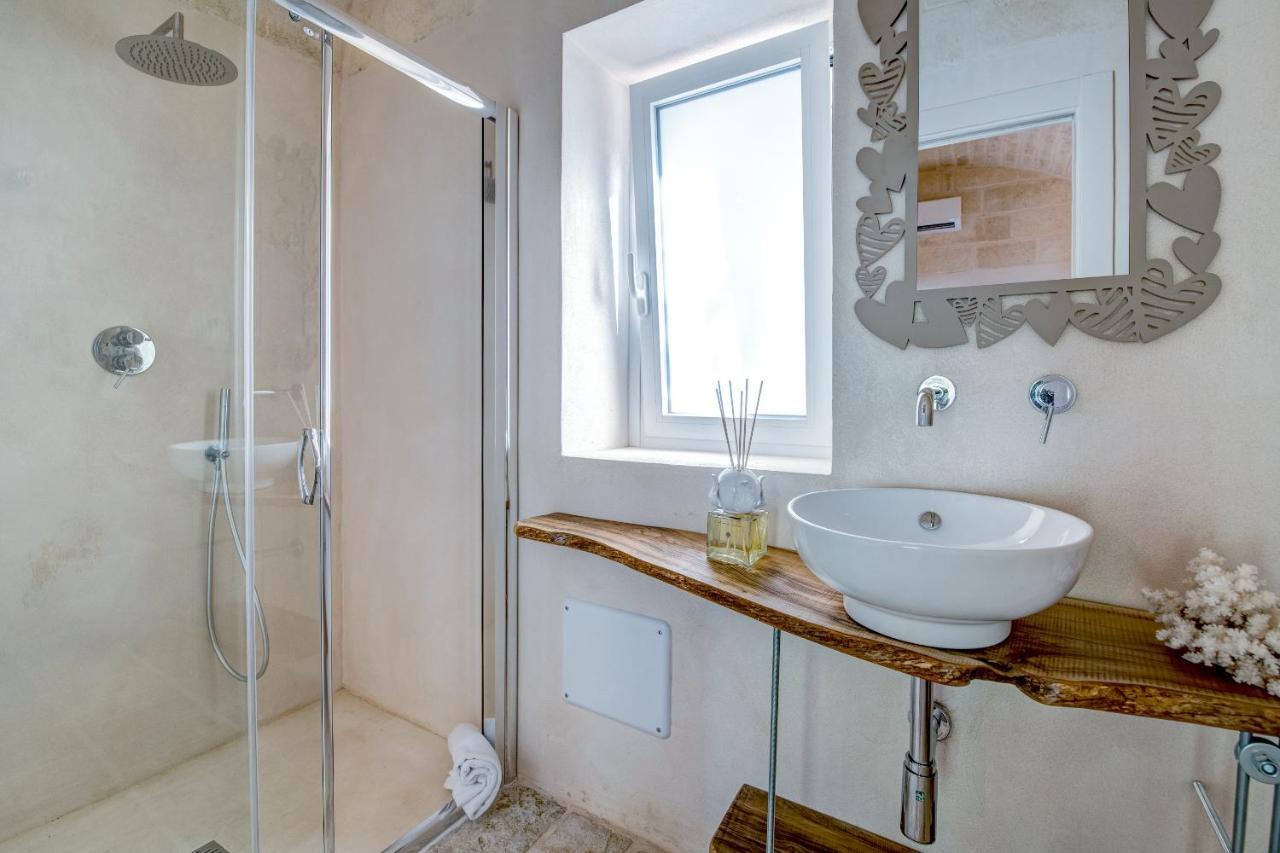 B&B Trulli Moonlight Da Grace Ostuni Εξωτερικό φωτογραφία