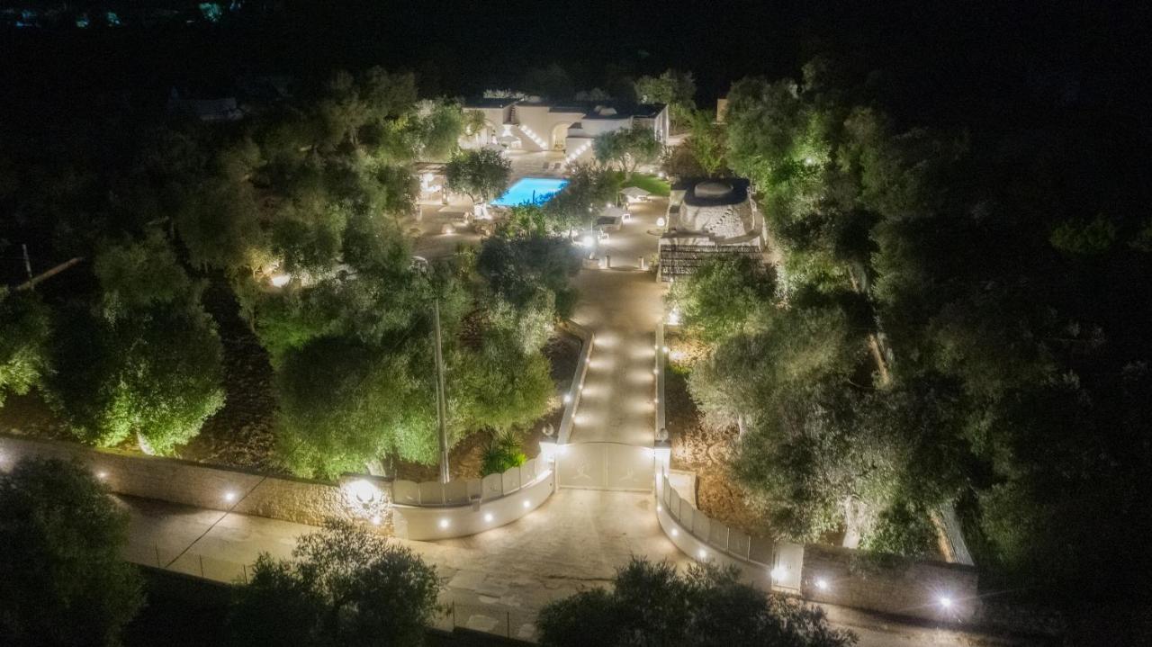 B&B Trulli Moonlight Da Grace Ostuni Εξωτερικό φωτογραφία