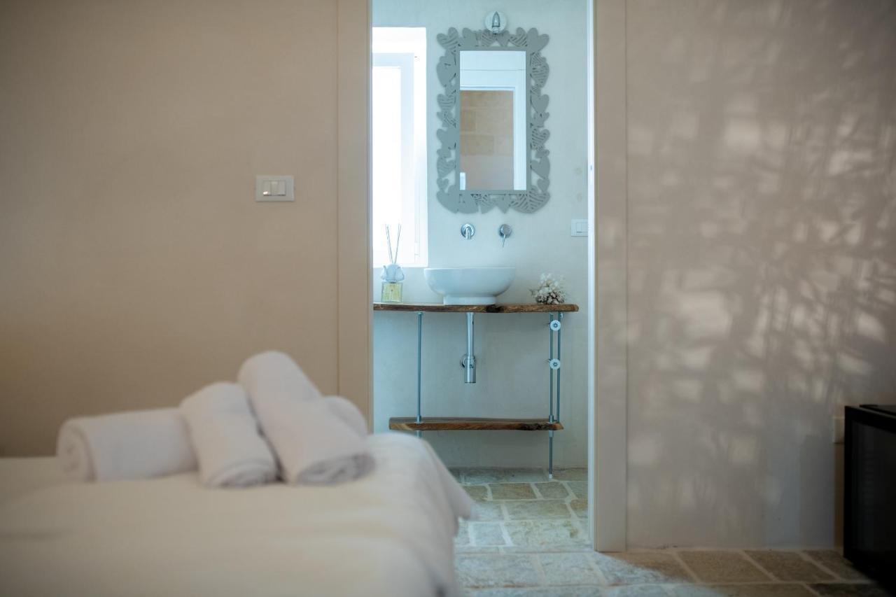 B&B Trulli Moonlight Da Grace Ostuni Εξωτερικό φωτογραφία
