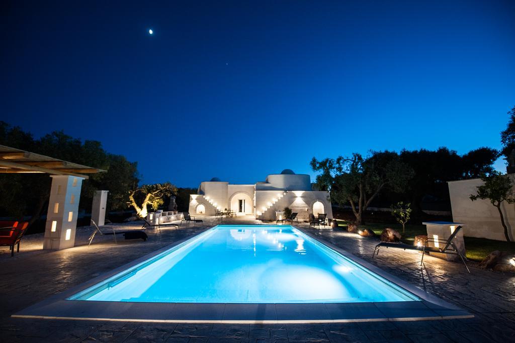 B&B Trulli Moonlight Da Grace Ostuni Εξωτερικό φωτογραφία
